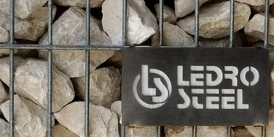 Ledrosteel Wallcover
